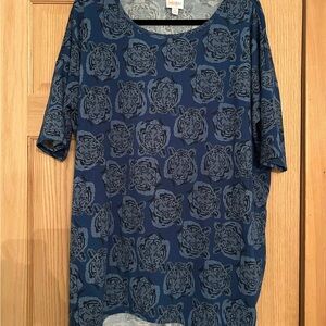 LuLaRoe Blue and Black Patterned Top